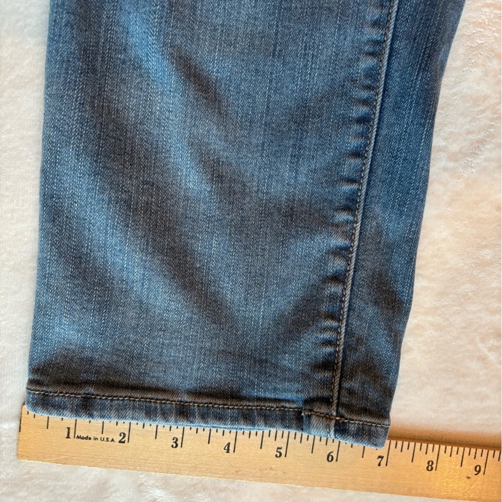 Torrid Jeans Sky High Skinny Crop Light Blue Cropped Distressed BoyfriendSize 18 - Picture 11 of 16